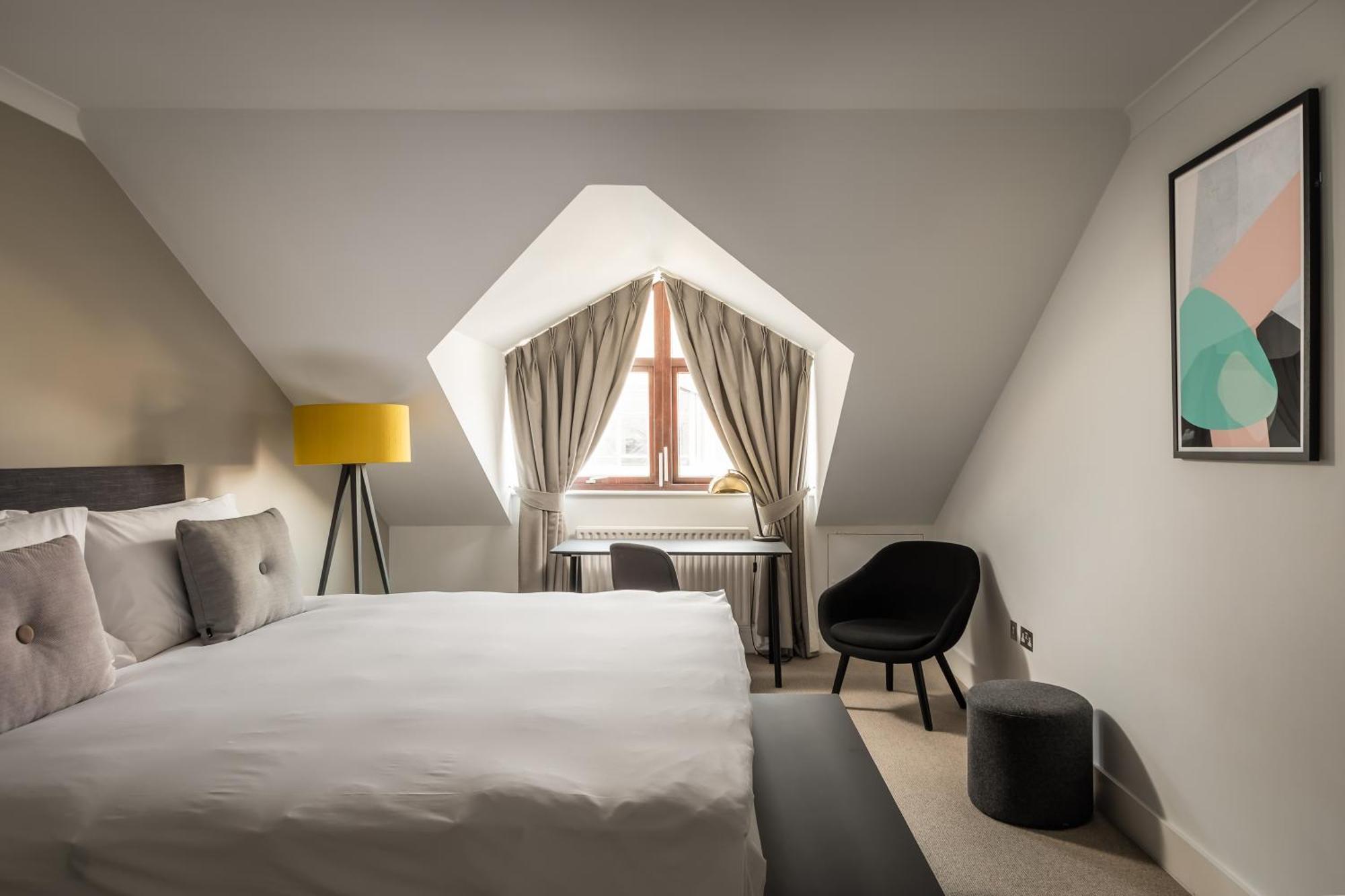 Monarch House - Serviced Apartments - Kensington London Exterior photo