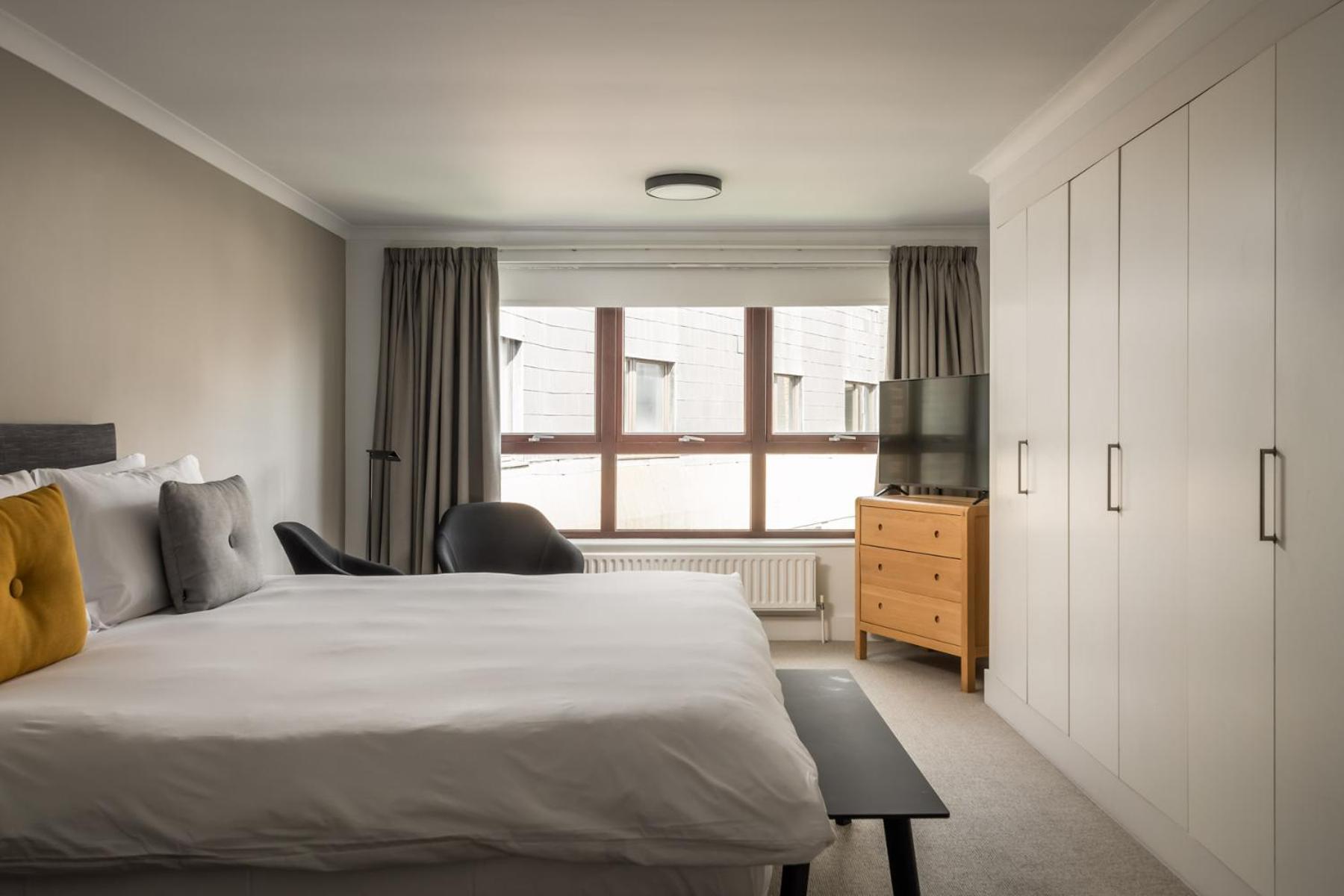 Monarch House - Serviced Apartments - Kensington London Exterior photo