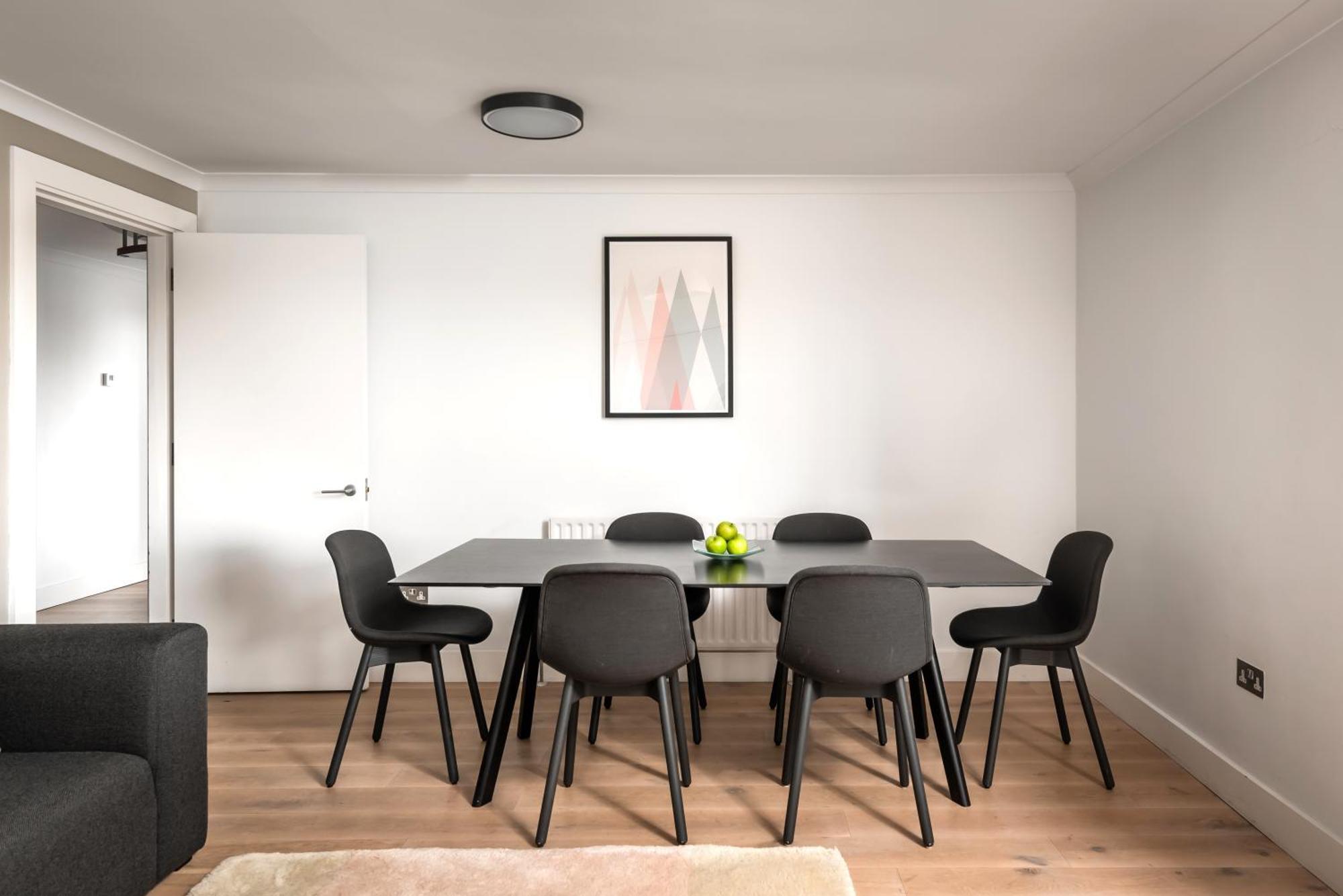 Monarch House - Serviced Apartments - Kensington London Exterior photo