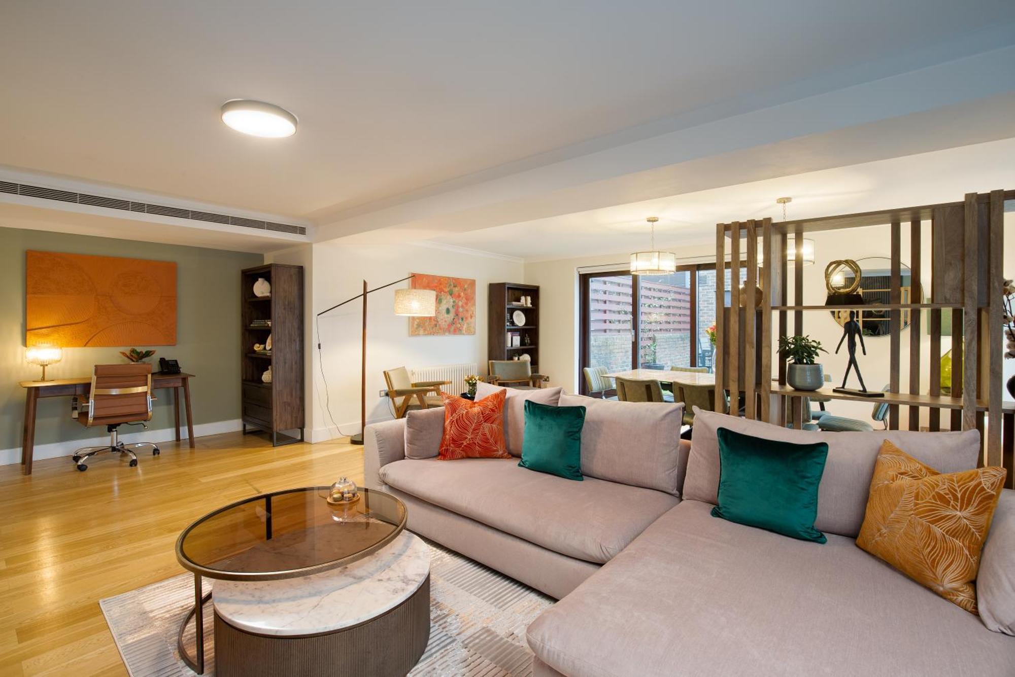 Monarch House - Serviced Apartments - Kensington London Exterior photo