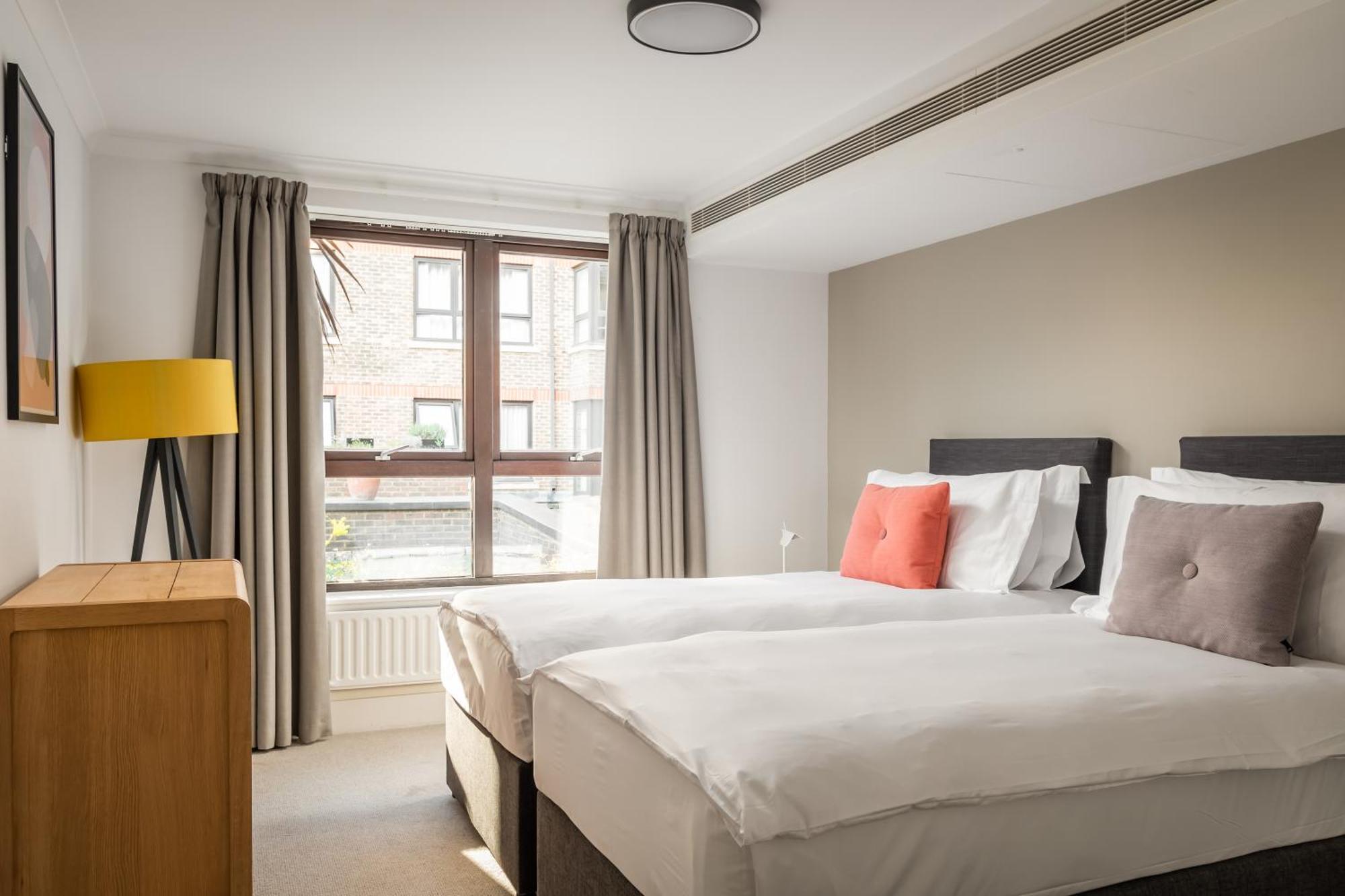 Monarch House - Serviced Apartments - Kensington London Exterior photo