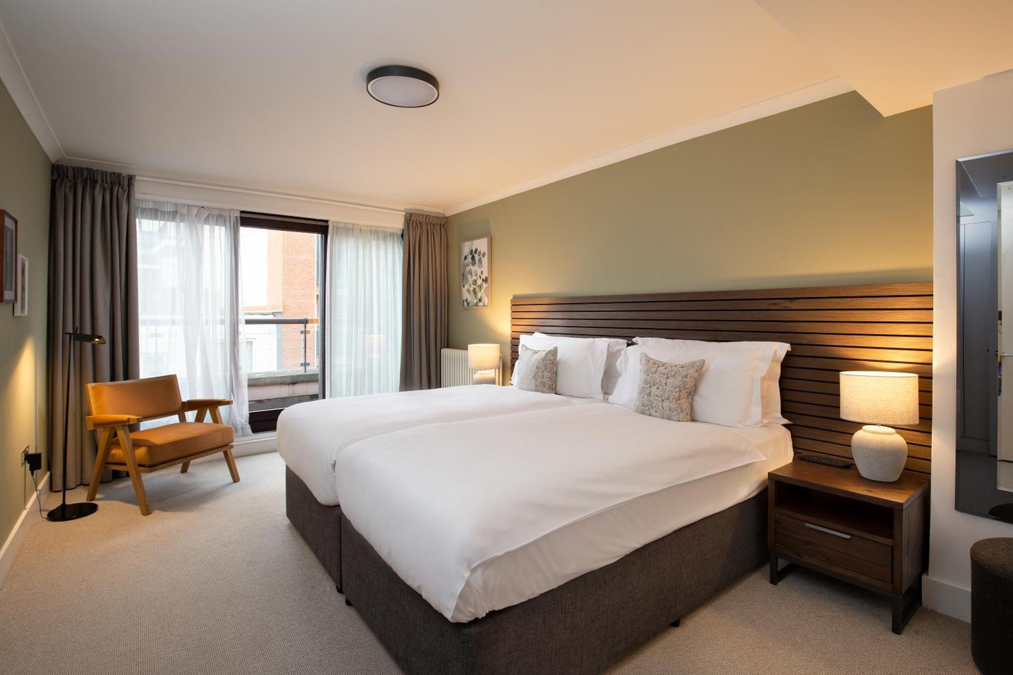 Monarch House - Serviced Apartments - Kensington London Exterior photo